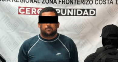 Vinculan a proceso a maestro por acoso sexual denunciado por alumna en graduación
