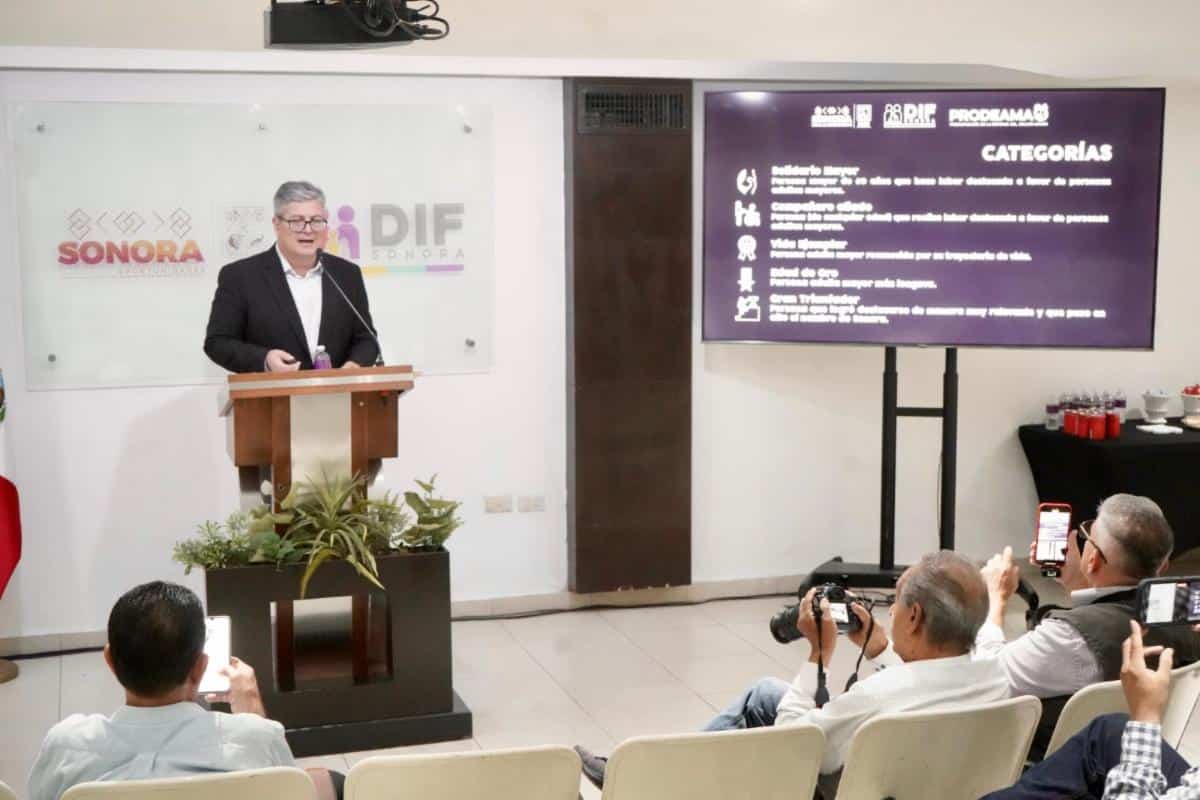 Gobierno de Sonora invita a nominar a personas mayores destacadas en el Reconocimiento Sahuaro 2025