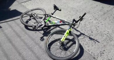 Menor se lesiona al caer de bicicleta