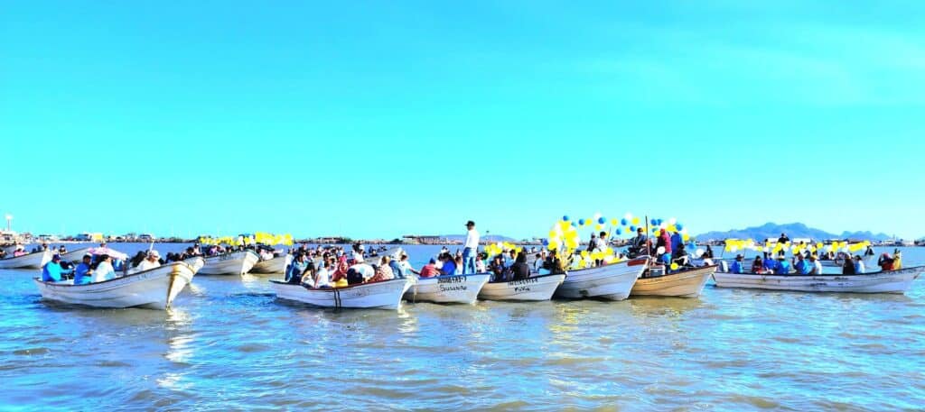 Honran pescadores a la Virgen del Carmen en Empalme 1 309