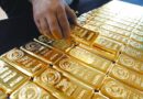 El oro sube más del 1 % por debilidad del dólar y temores arancelarios ante el plazo del 9 de julio