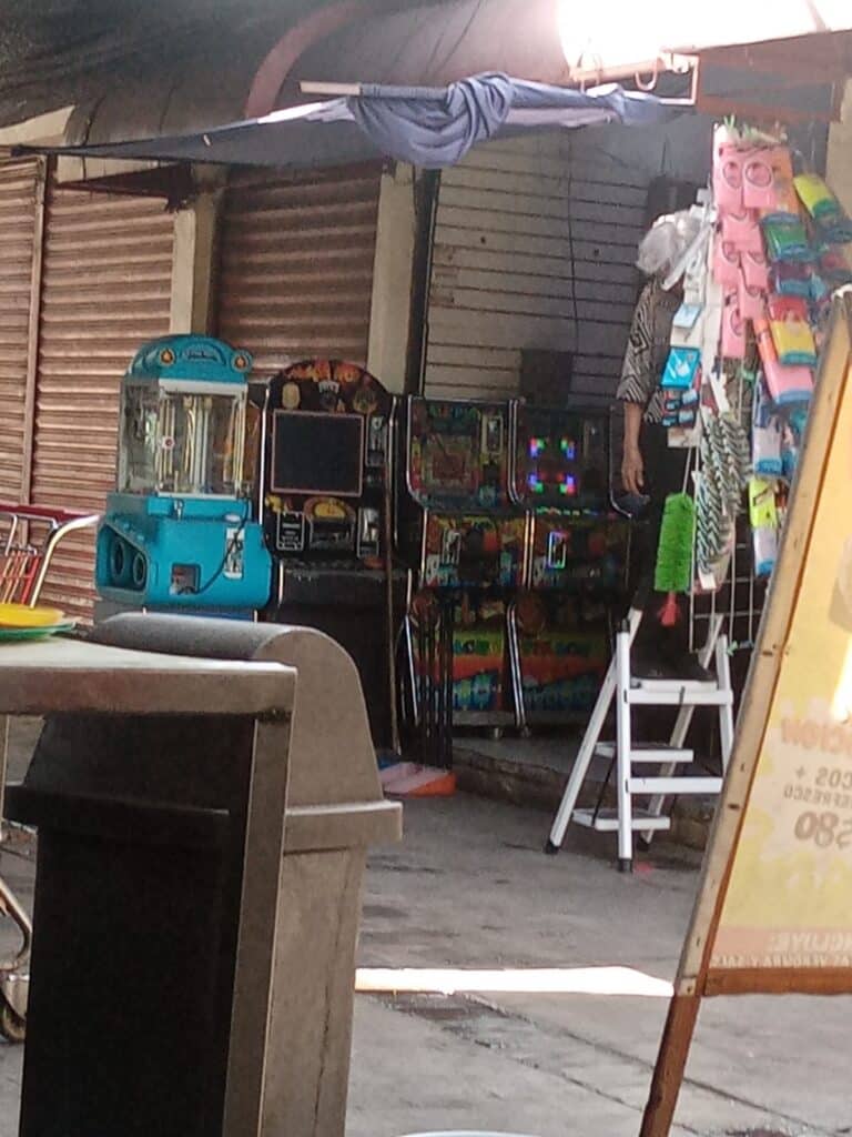 Máquinas tragamonedas siguen en Guaymas 1 IMG 20250708 WA0092