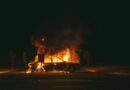 Incendian vehículo en la colonia Independencia