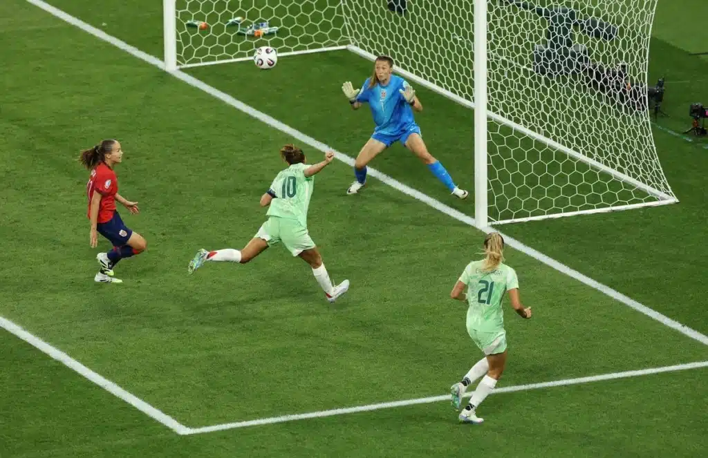 en dramatico partido italia vence 21 a noruega y pasa a semifinal de eurocopa femenina a65b1d45 afaf 4e08 9942 52c4bc7144da medialjnimgndimagefullsize