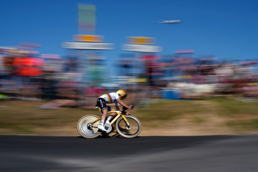 evenepoel gana la crono en quinta etapa del tour pogacar nuevo lider d03cb6b4 fb0f 48cc 81a0 4bbc521a6c33 mediarawimagetrue