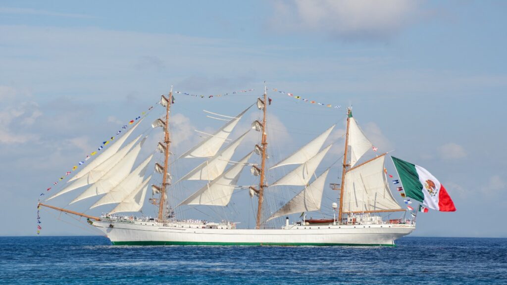 historia del buque barco mexicano que choco con el puente brooklyn 103752