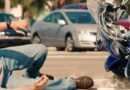 Se lesiona motociclista