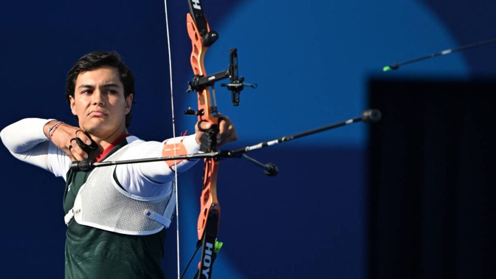 matias grande arquero mexicano en paris 2024 jpg 093632