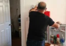 Migrantes viven encerrados en sus casas en LA sin empleo ni alimentos