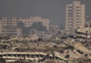 Ataque israelí en Gaza mata a 5 periodistas y 15 personas más en hospital