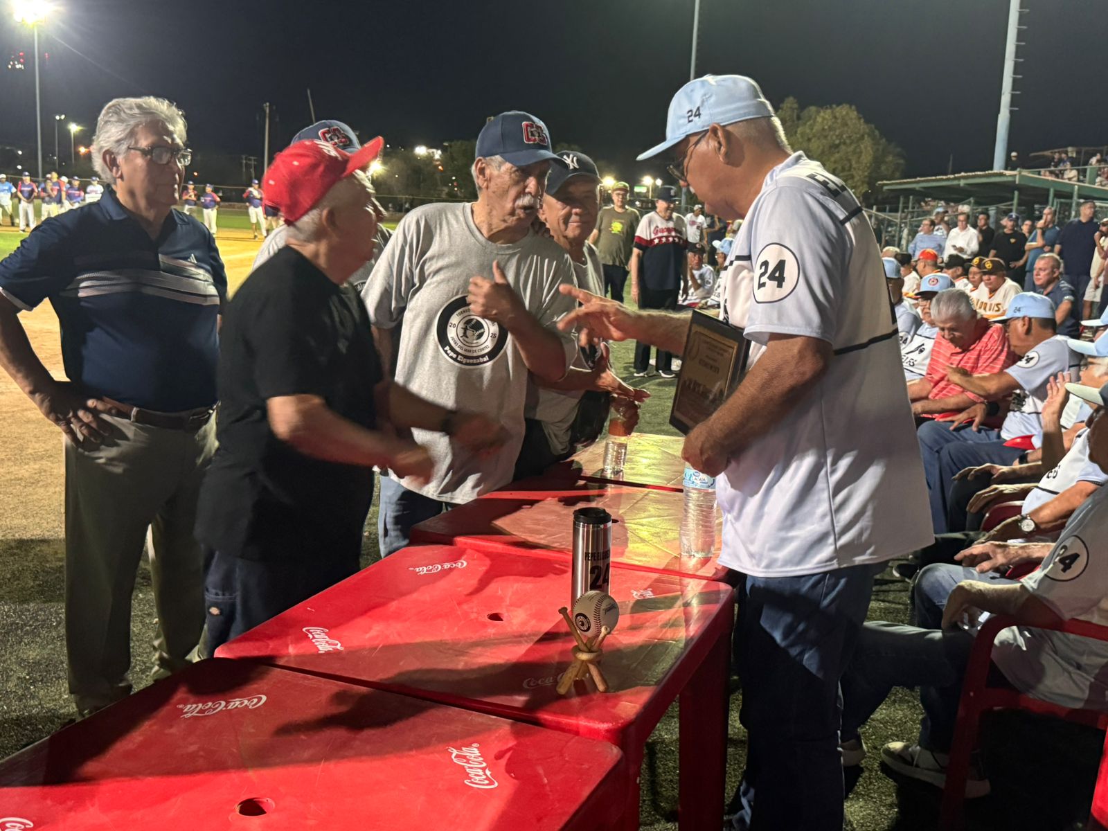 Inauguran edición José ‘Pepe’ Elguezabal del Joyas del Mar de Cortez; Guaymas se ilumina con estrellas del beisbol mexicano