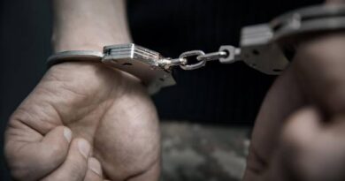 Arrestan a tres molestos sujetos
