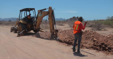 Por fin rehabilitan red de agua en Ranchitos