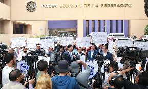 ONG presenta amparos contra ley de inteligencia por censura y riesgo a periodistas