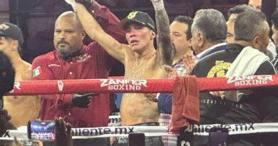 Óscar Valdez vence a Ricky Medina