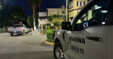 Marina detiene a dos hombres en Culiacán tras persecución