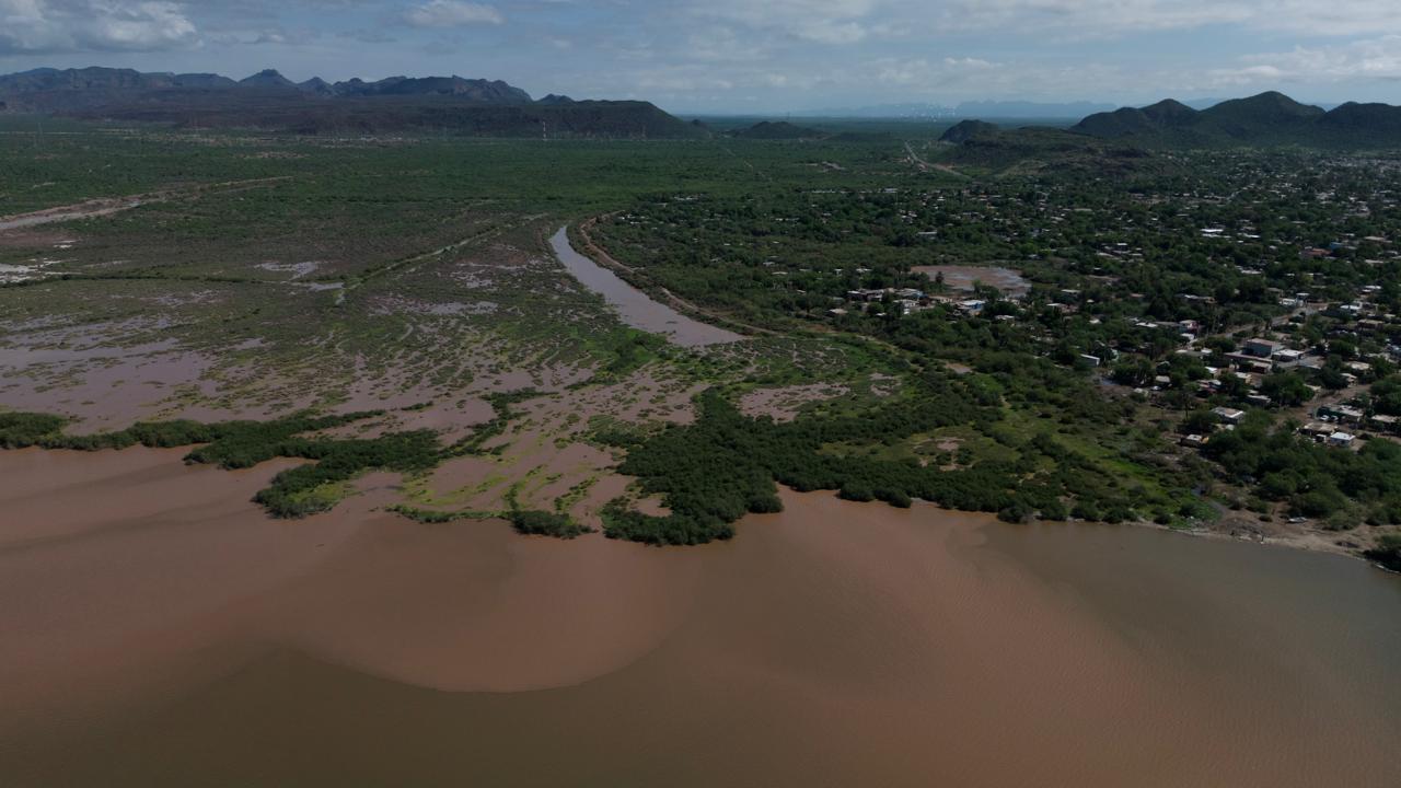 Monitorean llegada de ‘aguas broncas’ en Empalme