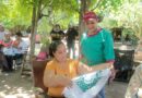 Visita alcaldesa Karla Córdova a curso de bordado en Vícam