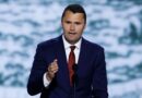 Asesinado a tiros el activista conservador Charlie Kirk en un evento universitario