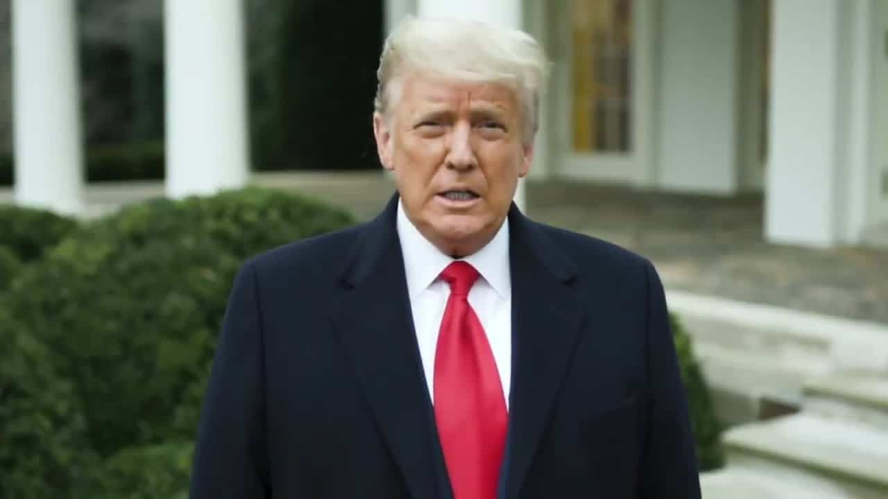 Administración Trump Vuelve a la Corte Suprema para Eliminar la Ciudadanía por Nacimiento