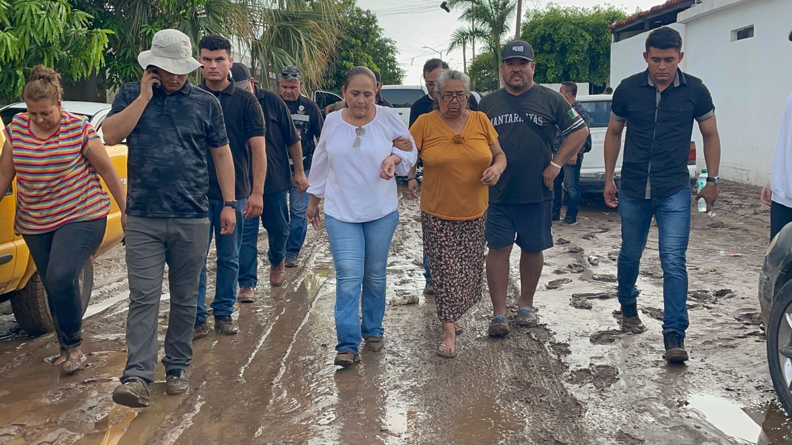 Supervisa alcaldesa Karla Córdova afectaciones por intensas precipitaciones