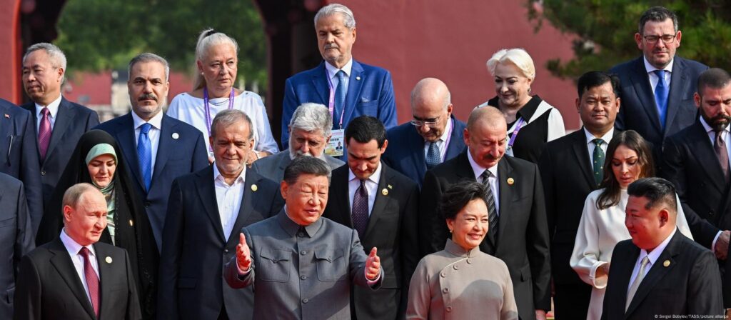 Xi inaugura junto a Putin y Kim el desfile por el fin de la segunda guerra mundial 1 9 2