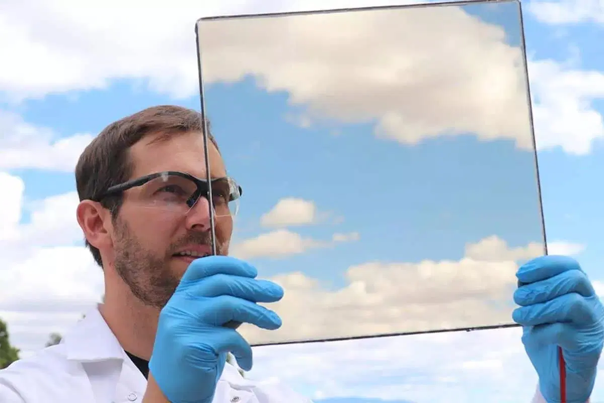 Científicos desarrollan células solares transparentes que podrían transformar ventanas en generadores de energía