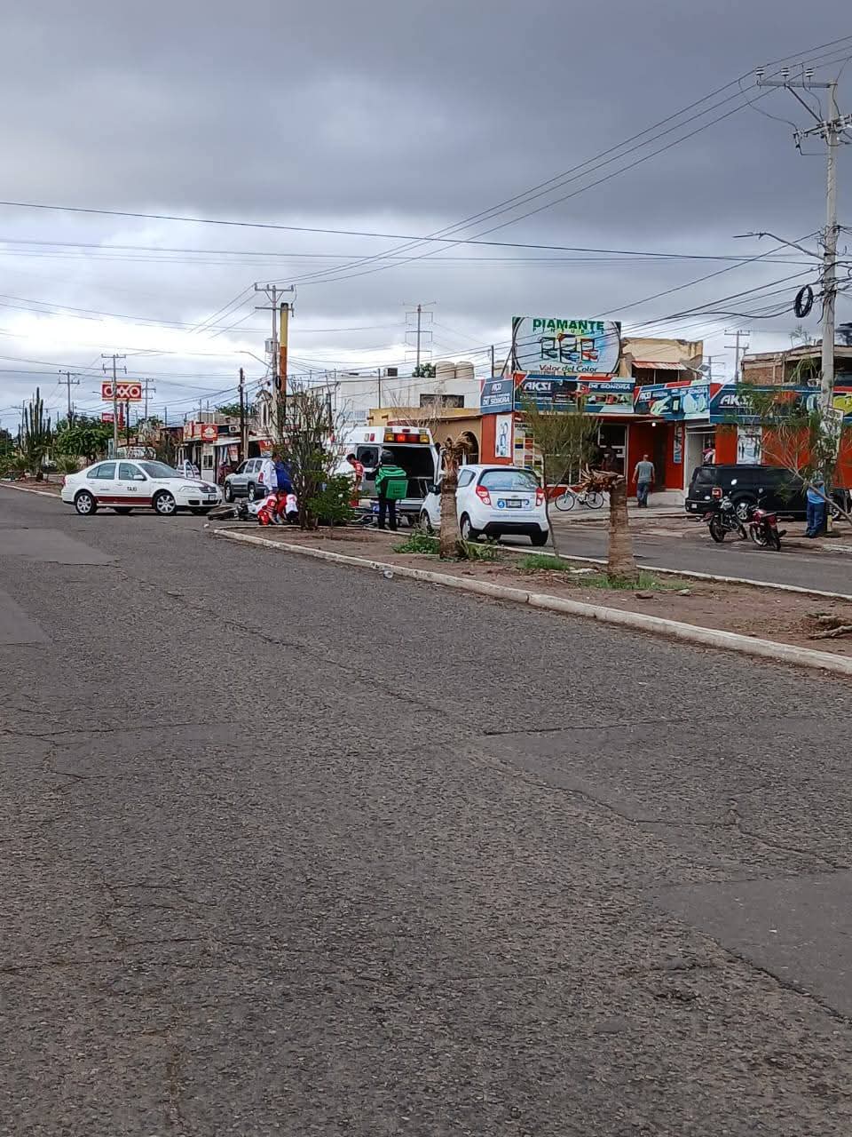 Se lesiona motociclista en accidente