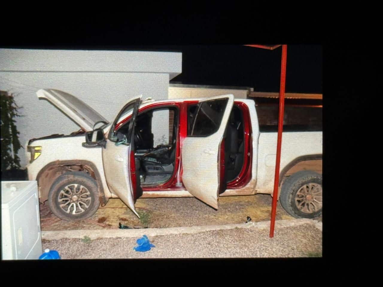 Operativo coordinado asegura armas, droga y vehículos durante un cateo en Altar, Sonora