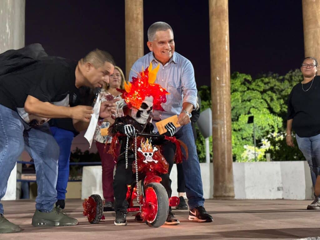 Con gran ambiente familiar se realiza la 5ta Caminata del Terror en Empalme 4 47 1