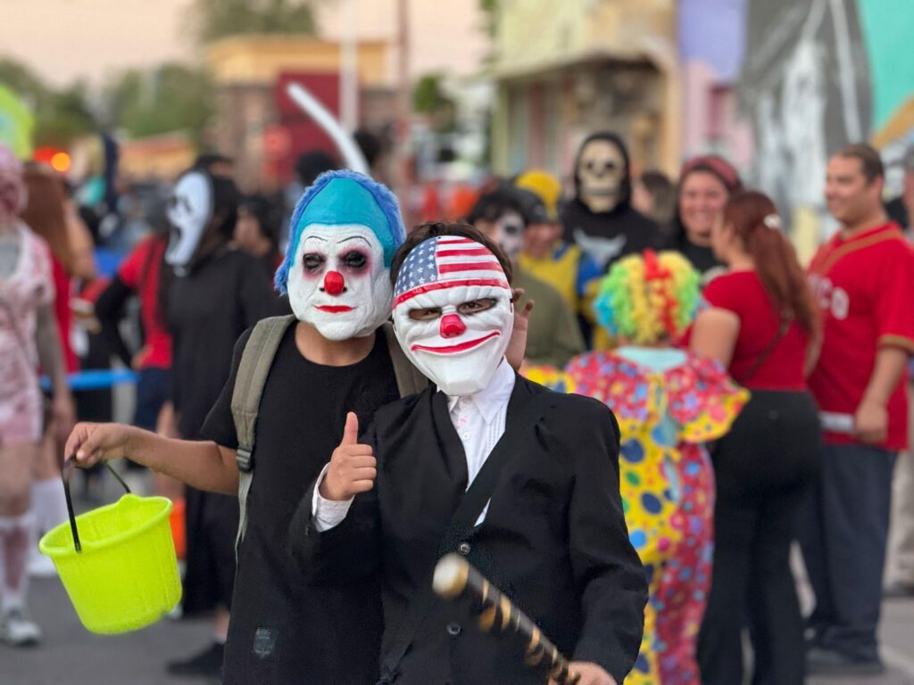 Con gran ambiente familiar se realiza la 5ta Caminata del Terror en Empalme 5 48 2