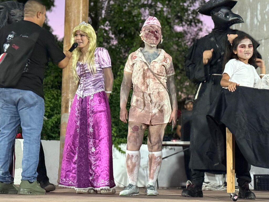 Con gran ambiente familiar se realiza la 5ta Caminata del Terror en Empalme 7 50 1