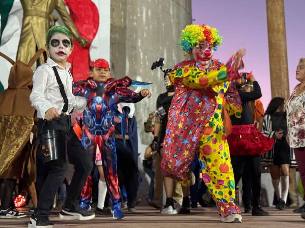 Con gran ambiente familiar se realiza la 5ta Caminata del Terror en Empalme 10 53 2