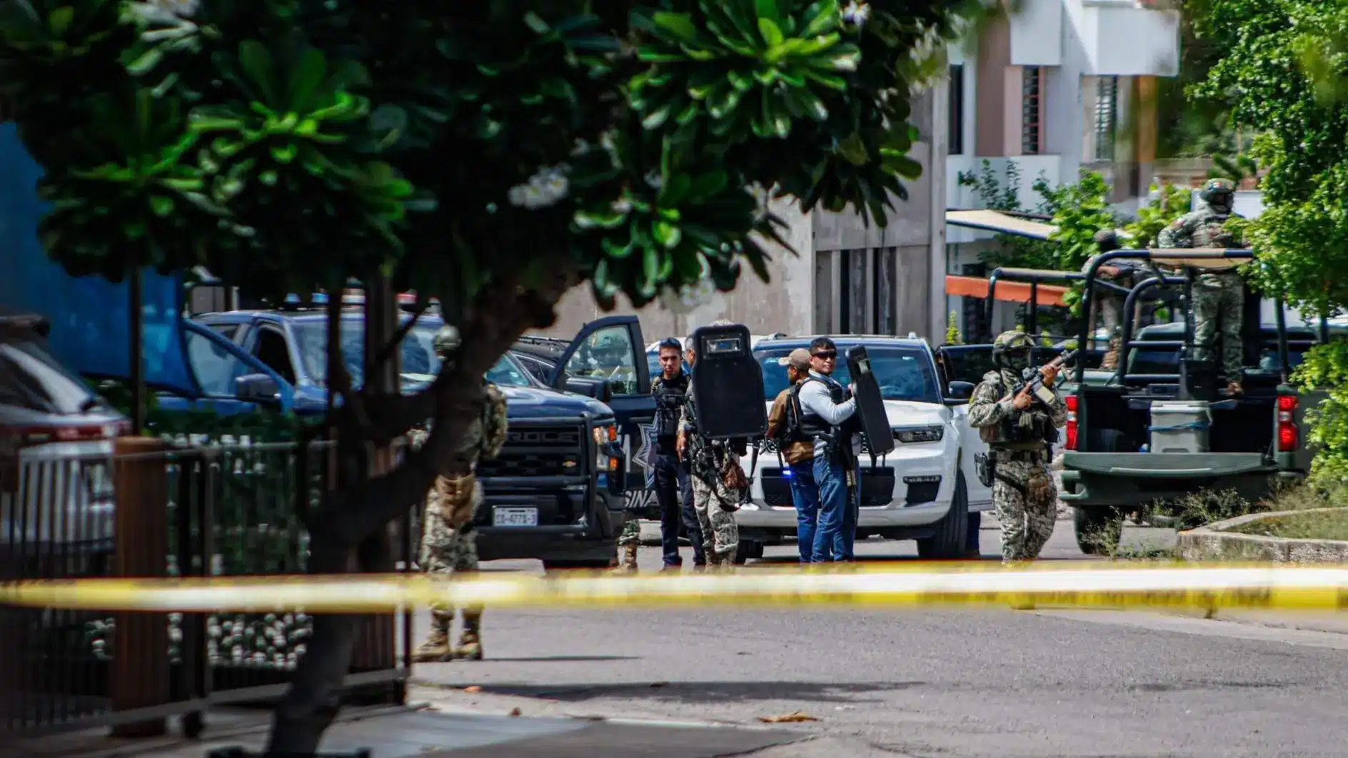 Enfrentamiento en Sinaloa Deja Cinco Presuntos Criminales Muertos Tras Ataque a Policías