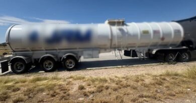Detienen a 2 con combustible ilegal
