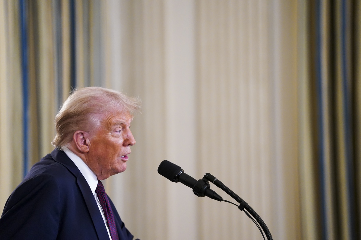 Trump da a Hamás hasta el domingo para aceptar su plan para Gaza o destará “un infierno”