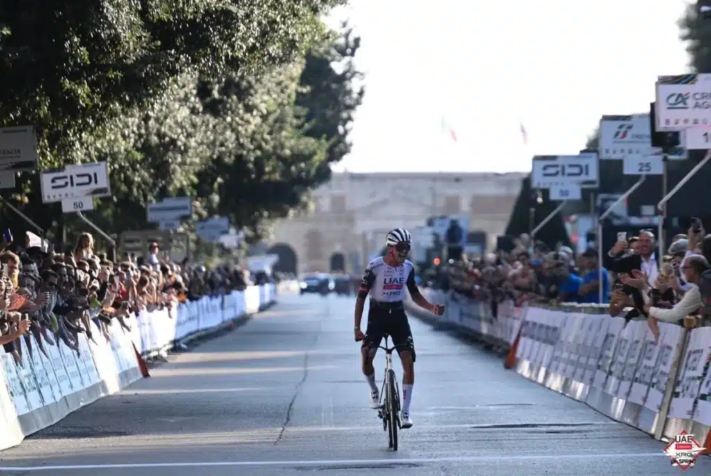 isaac del toro conquista el giro de veneto logra triunfo 16 de la temporada 6fd50c0c 9c01 4c78 b5e2 f65759dce595 medialjnimgndimagefullsize