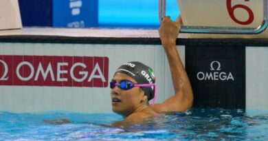 Miranda Grana hace historia con medalla de bronce en Copa del Mundo de Natación