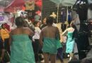 Rapan y desnudan a tres mujeres en tianguis de Puebla por acusó de robo