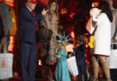 Trump y Melania reparten dulces a niños disfrazados en la Casa Blanca