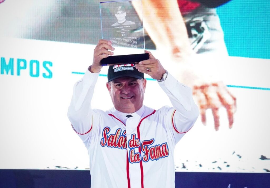 Ingresan Pancho Campos al Salón de la Fama 4 171