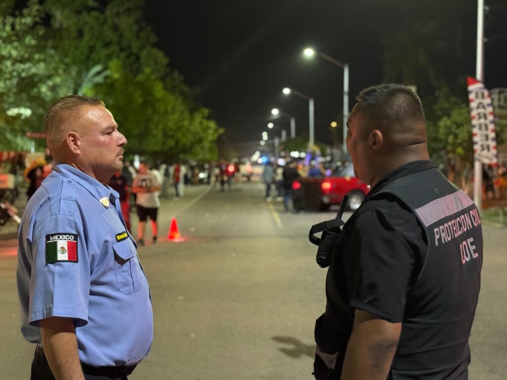 Saldo blanco en celebración de Halloween en Empalme 4 20