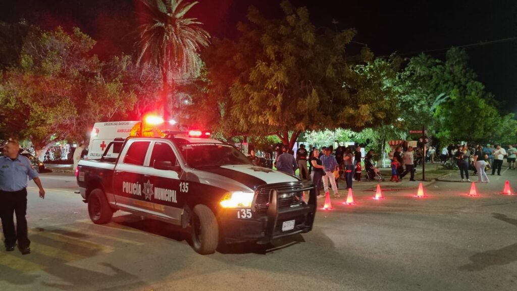 Saldo blanco en celebración de Halloween en Empalme 5 21