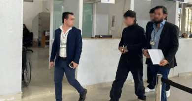 Junior H comparece ante la Fiscalía de Jalisco por presunta apología del delito