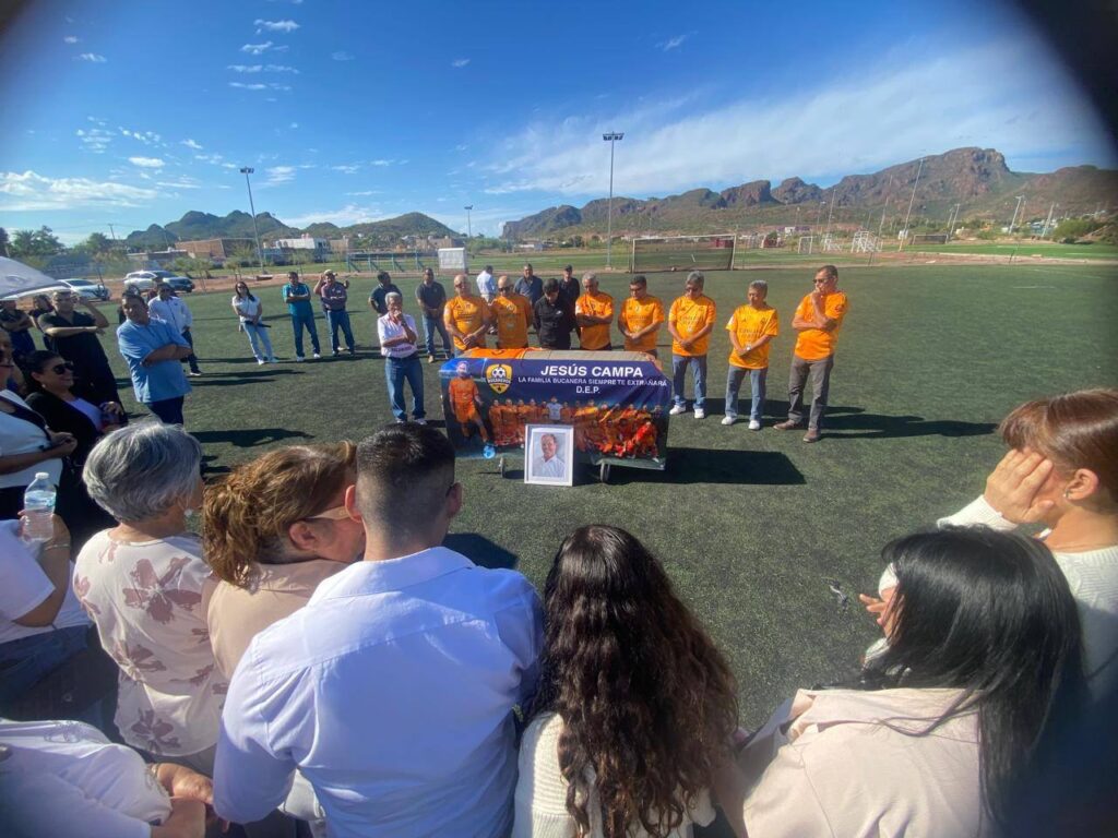 Despiden a Jesús Campa en campo de fútbol 3 344