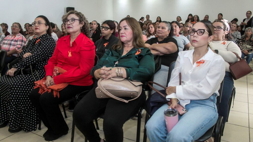 Promueven prevención de violencia hacia la mujer 3 424