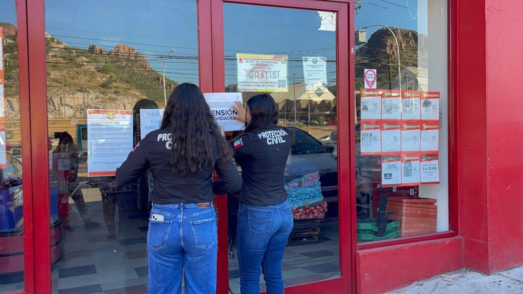 Clausuran tiendas Waldo´s en Guaymas 12 44