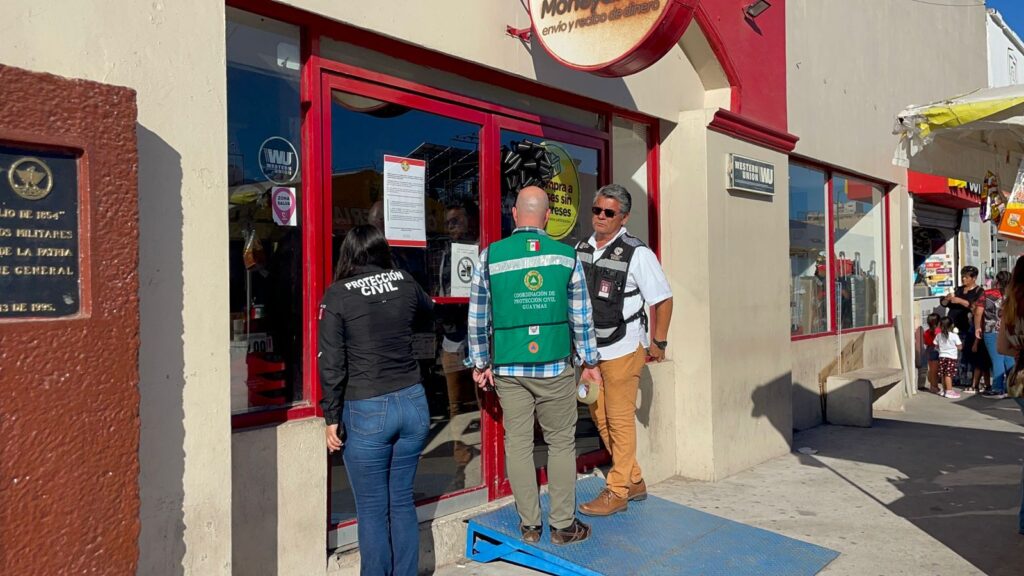 Clausuran tiendas Waldo´s en Guaymas 14 46