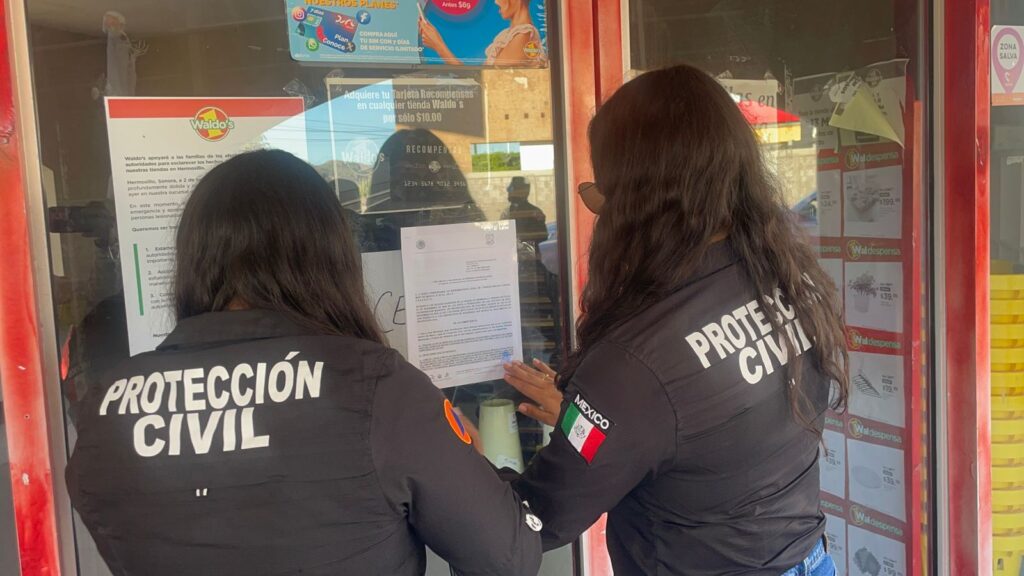 Clausuran tiendas Waldo´s en Guaymas 17 49
