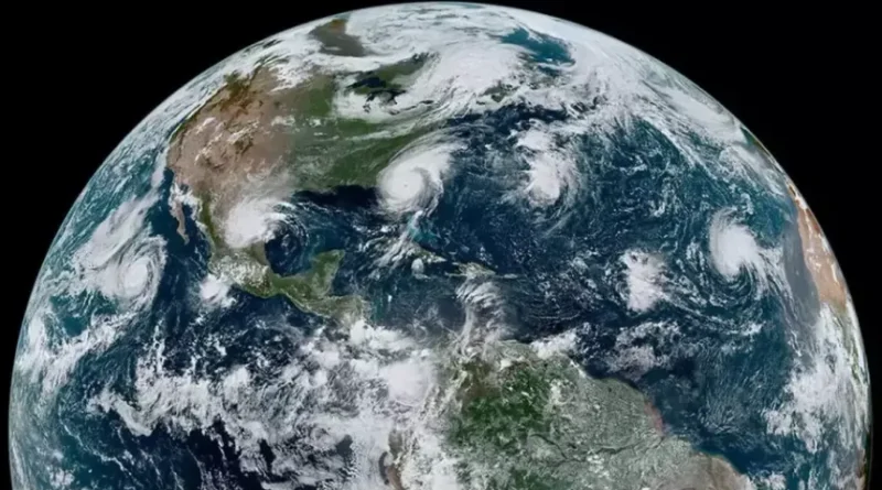 900x507 eje terrestre esta mas inclinado 1006969 140024